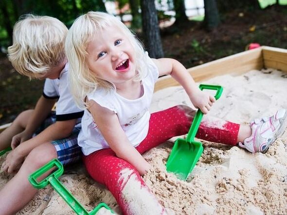 Vers chez les enfants